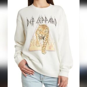 Def Leppard Women's White Graphic Sweatshirt